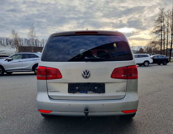 Volkswagen Touran 4