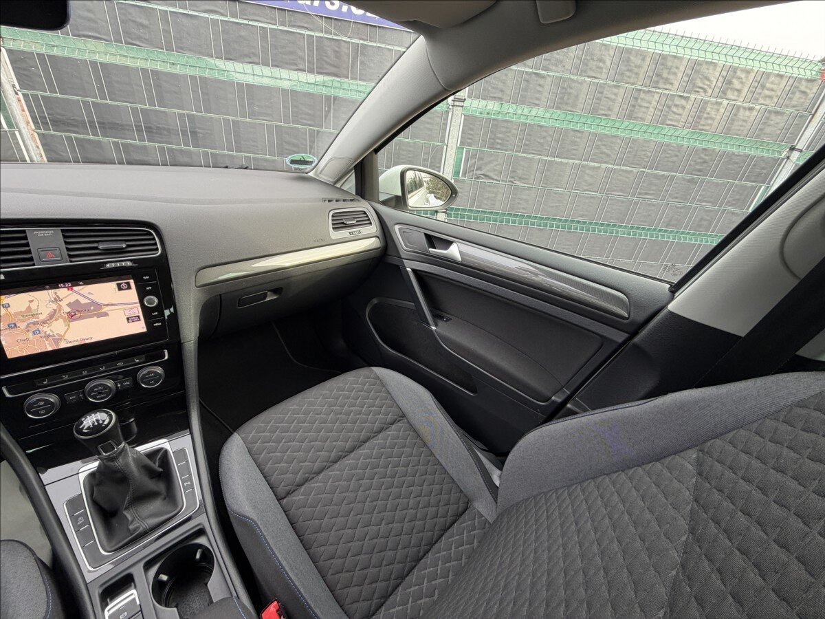 Volkswagen Golf Kombi 999,0 81 kw