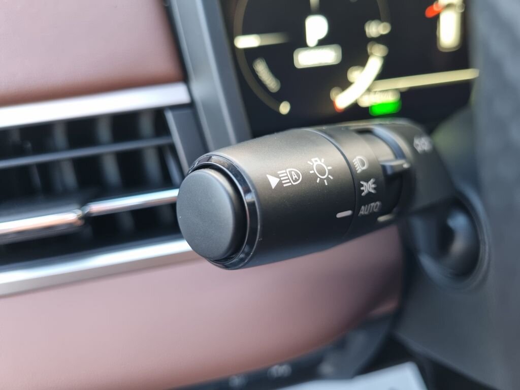 Mitsubishi Outlander SUV 2,4 l 225 kw