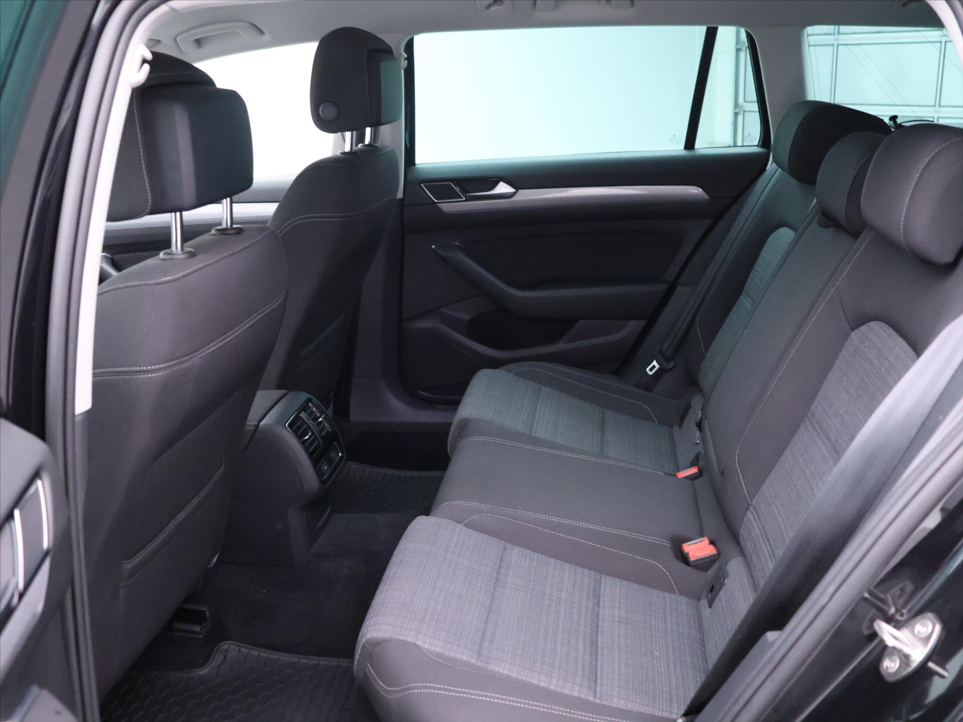 Volkswagen Passat Kombi 1,5 l 373 kw