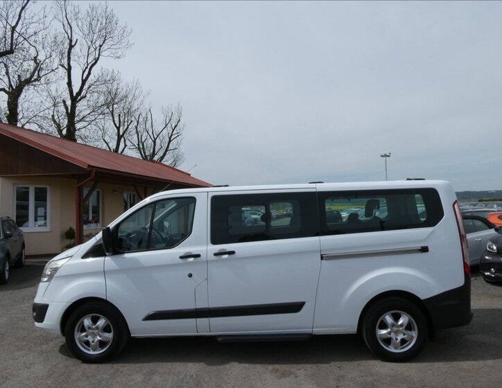 Ford Tourneo Custom Ostatní 2,0 l 96 kw