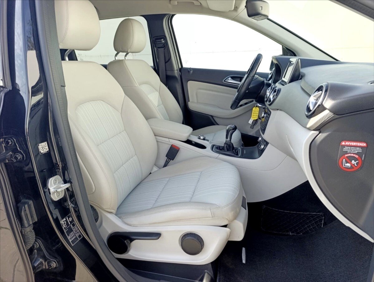 Mercedes-Benz Třídy B Kombi 2,0 l 115 kw