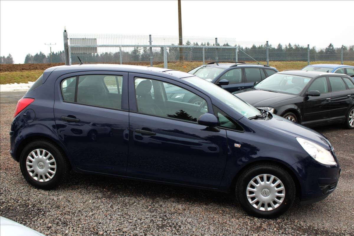 Opel Corsa Hatchback 998,0 44 kw