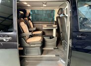 Volkswagen Multivan 11