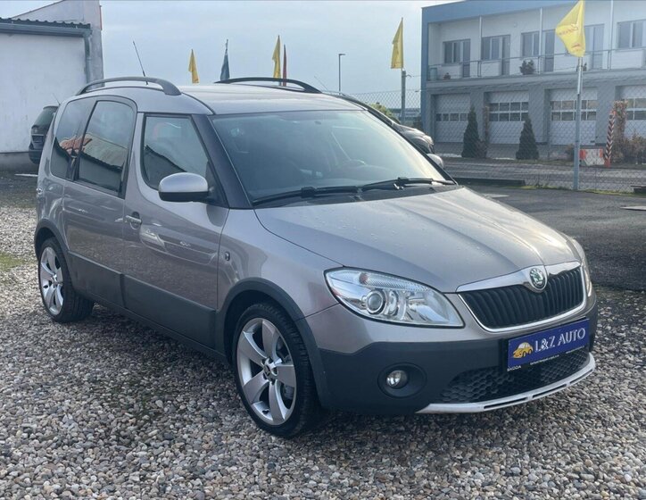 Škoda Roomster MPV 1,6 l 77 kw