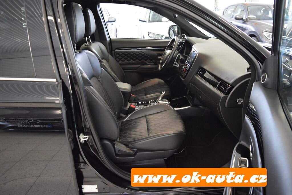Mitsubishi Outlander SUV 0,0 0