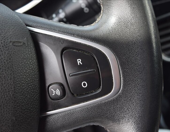 Renault Clio Hatchback 1,1 l 54 kw