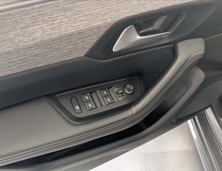Peugeot 508 Kombi 2,0 l 130 kw