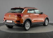 Volkswagen T-Roc SUV / Terénní 1,5 l 110 kw