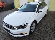 Volkswagen Passat 1