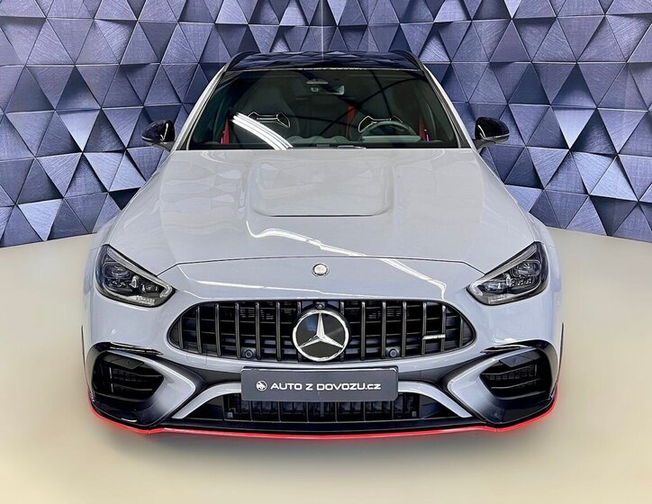 Mercedes-Benz Třídy C Kombi 2,0 l 500 kw