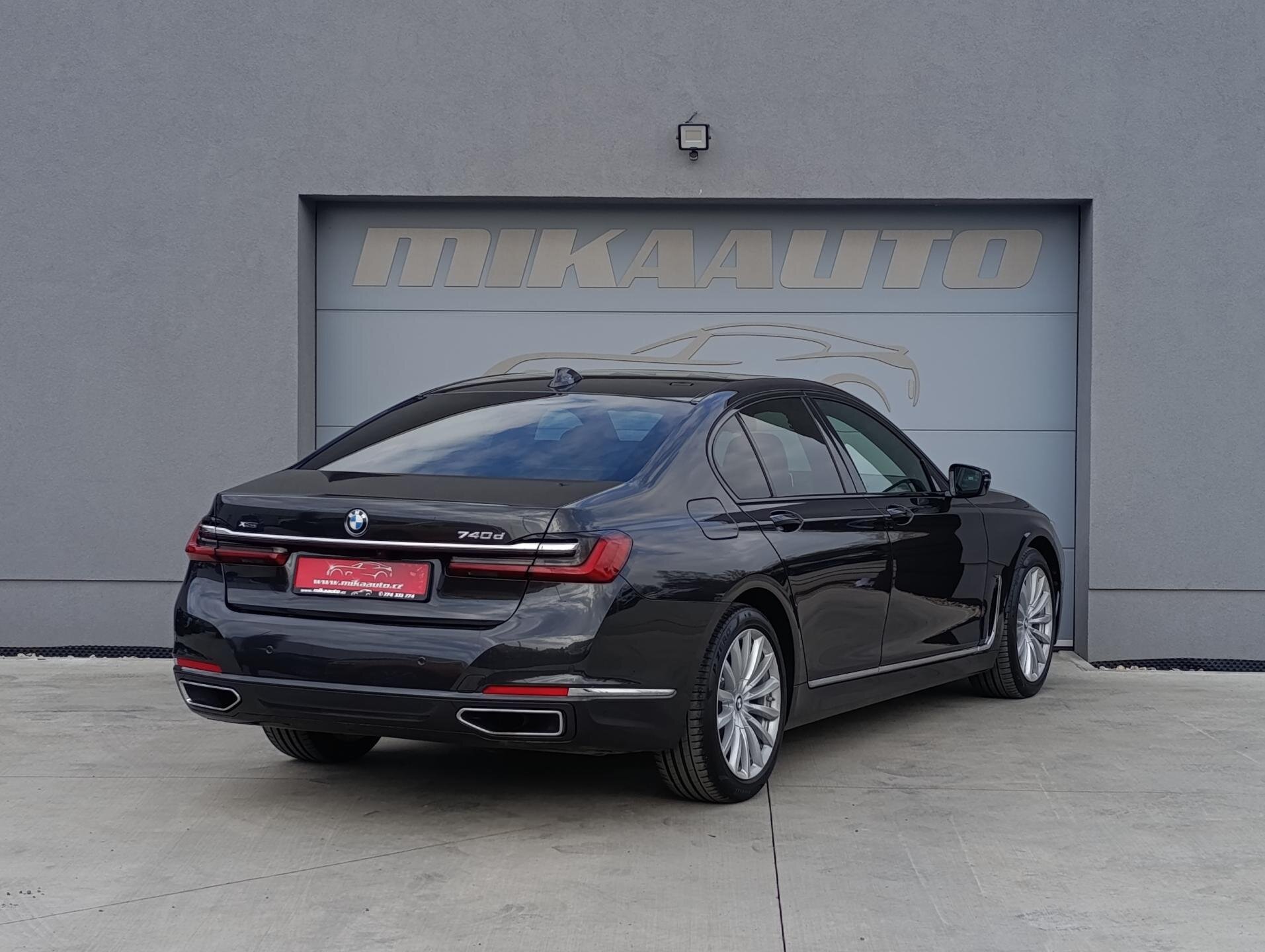 BMW Řada 7 Ostatní 3,0 l 250 kw