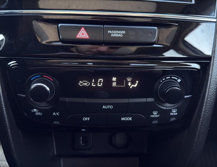 Suzuki Vitara SUV / Terénní 1,4 l 95 kw