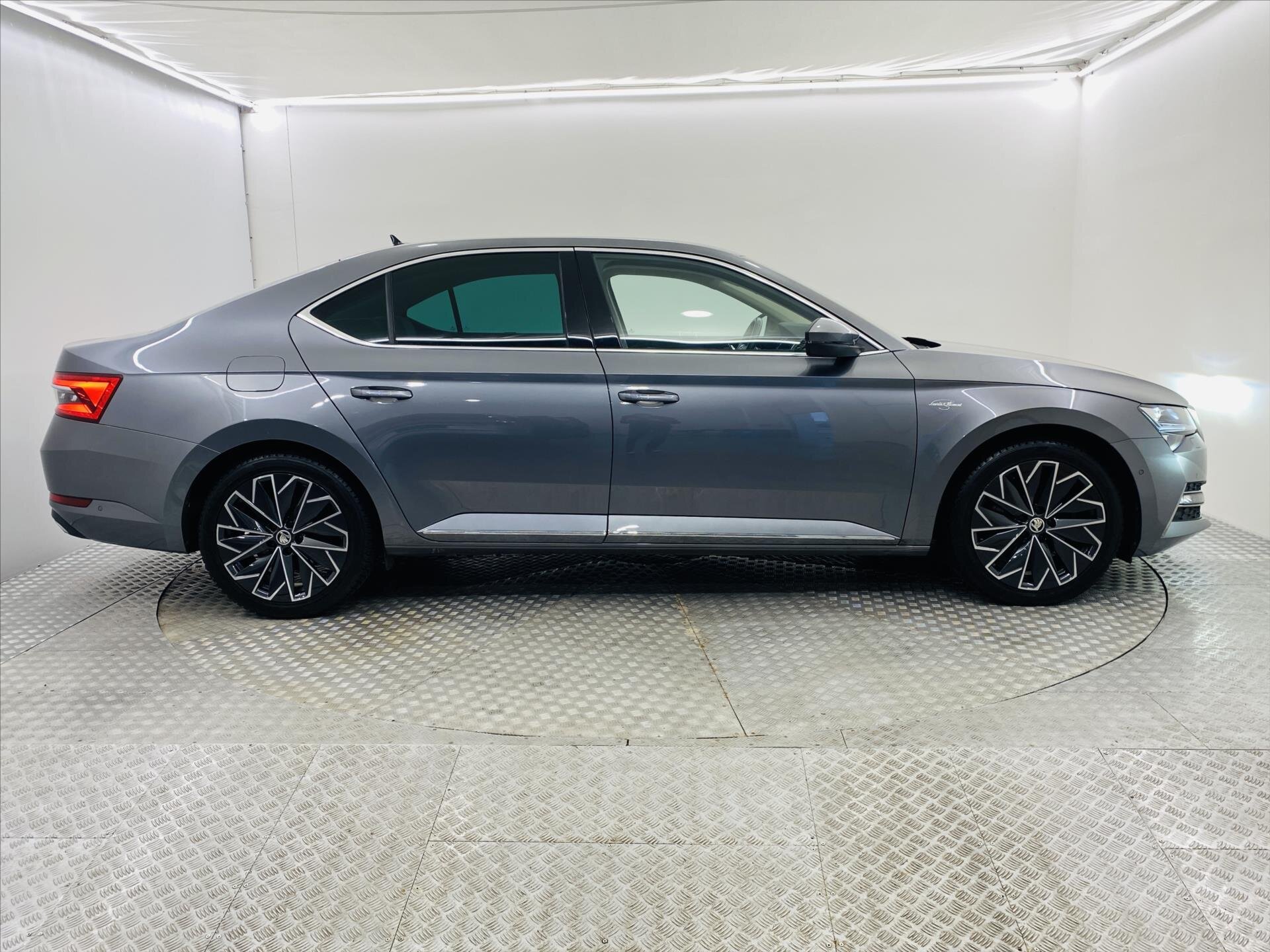 Škoda Superb Liftback 2,0 l 147 kw