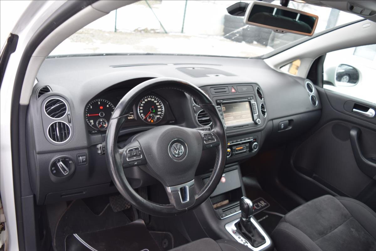 Volkswagen Golf Kombi 1,6 l 77 kw