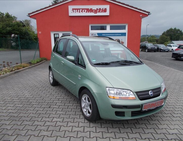 Fiat Idea Hatchback 1,9 l 74 kw