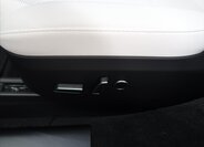 Tesla Model S Hatchback 0,0 493 kw
