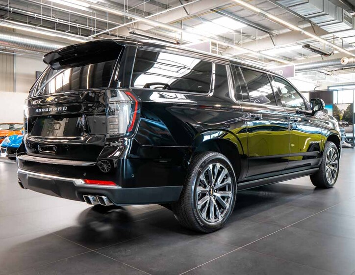 Chevrolet Suburban 10