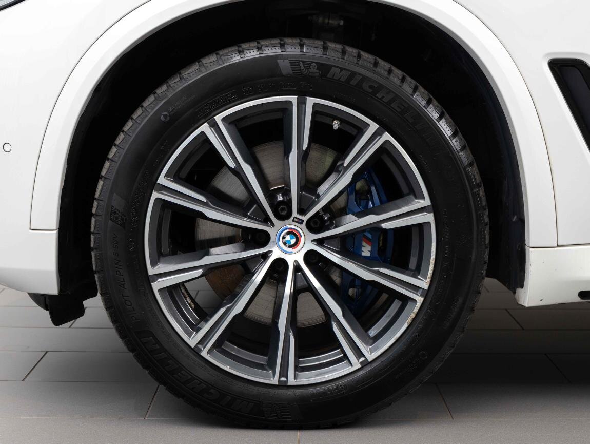 BMW X5 SUV / Terénní 3,0 l 250 kw