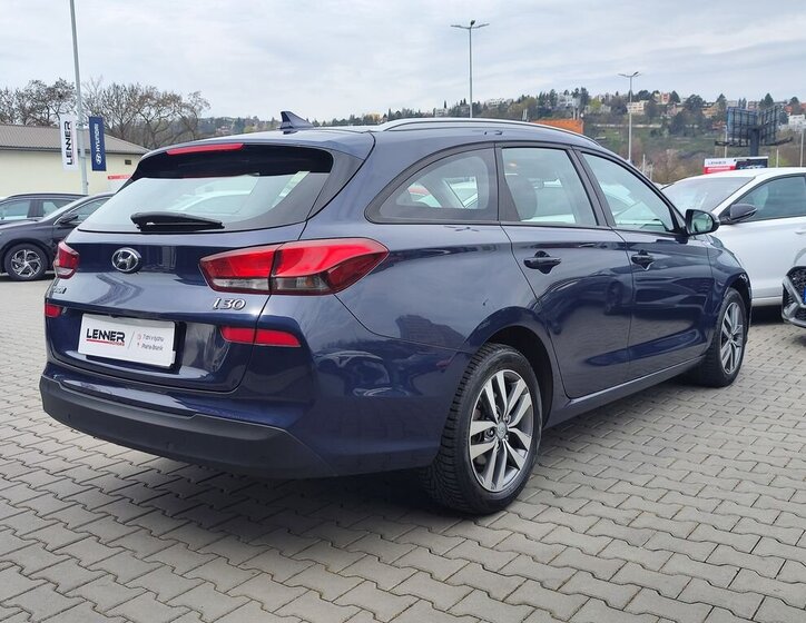 Hyundai i30 Kombi 998,0 88 kw