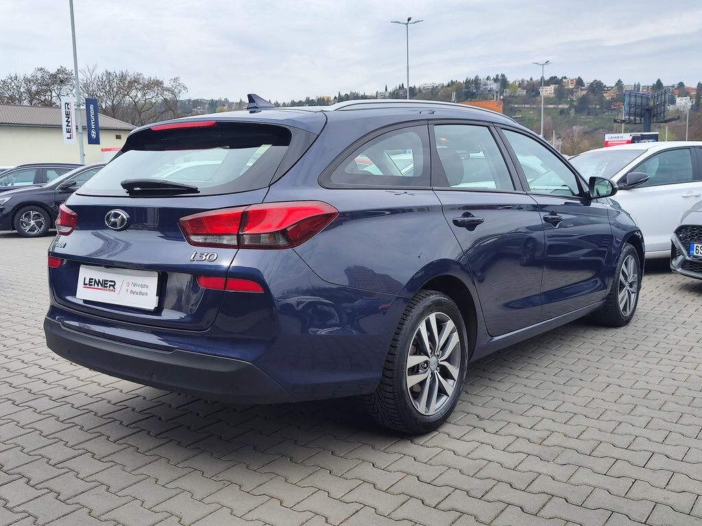 Hyundai i30 Kombi 998,0 88 kw