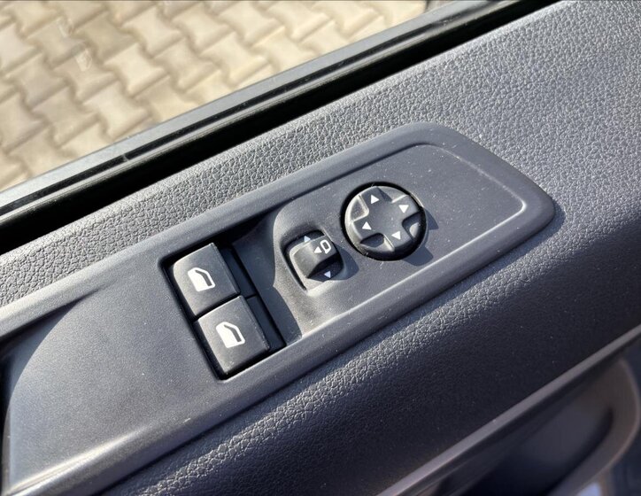 Citroën SpaceTourer MPV 2,0 l 130 kw