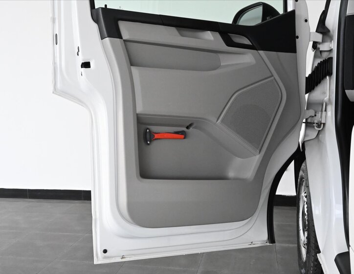 Volkswagen Transporter Skříň 2,0 l 84 kw