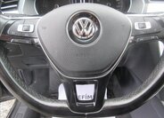 Volkswagen Passat 10