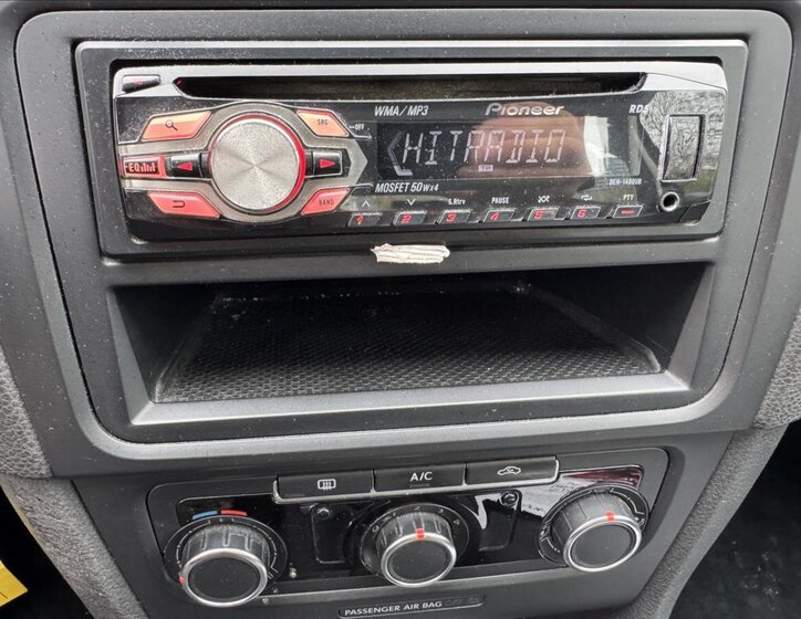 Volkswagen Golf Hatchback 1,6 l 77 kw