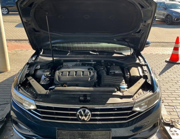 Volkswagen Passat Kombi 2,0 l 110 kw