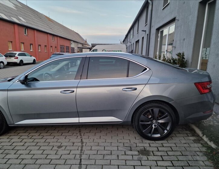 Škoda Superb 45