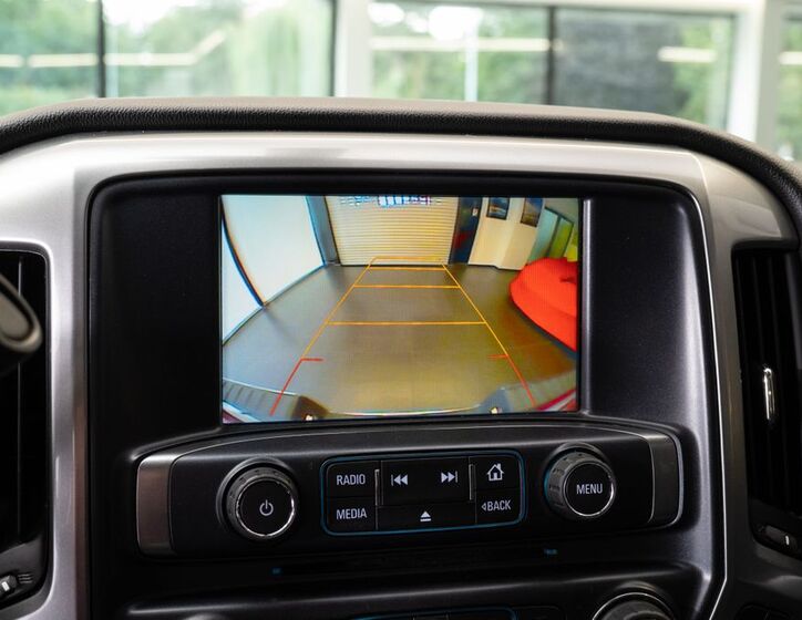 Chevrolet Silverado 12