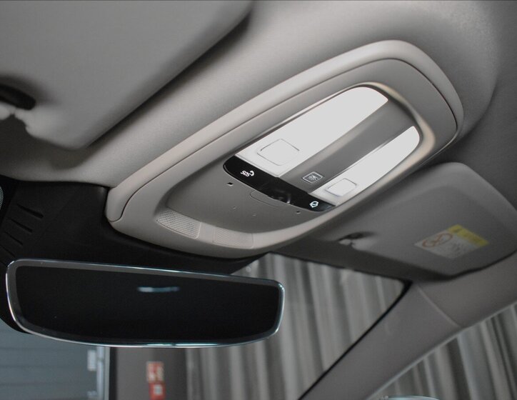 Volvo V60 Kombi 2,0 l 145 kw