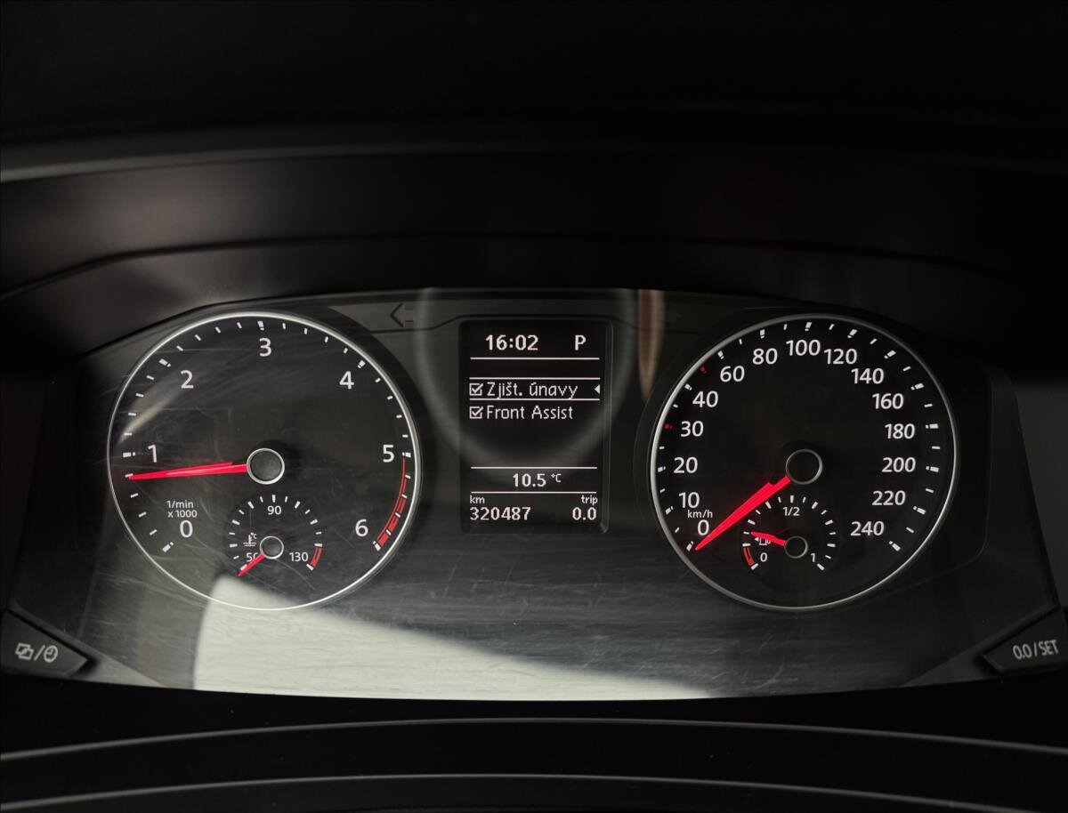 Volkswagen Caravelle Kombi 2,0 l 110 kw