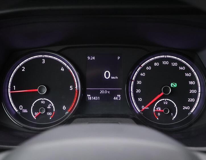 Volkswagen Transporter 16