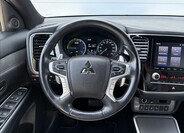 Mitsubishi Outlander 11