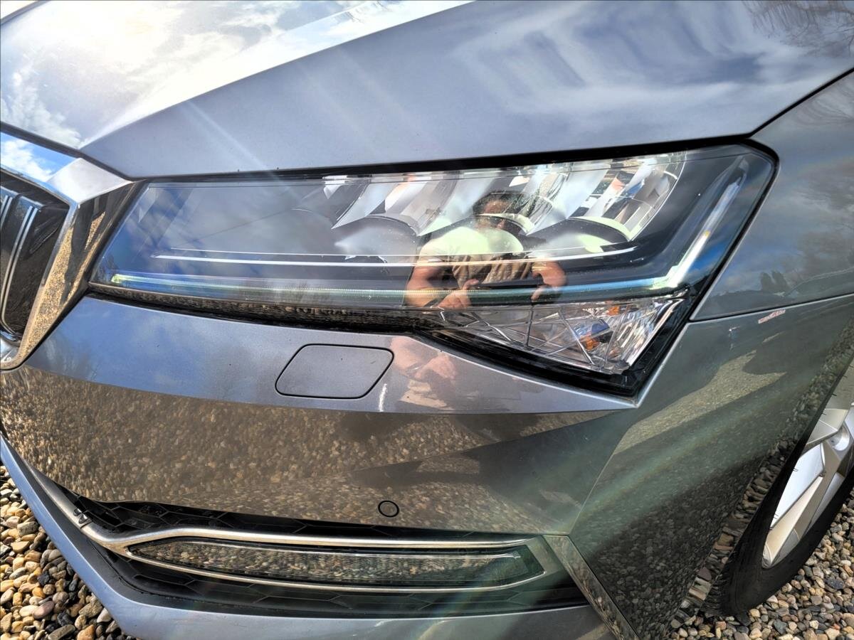 Škoda Superb Kombi 1,4 l 115 kw