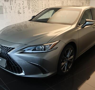 Lexus ES 300 1