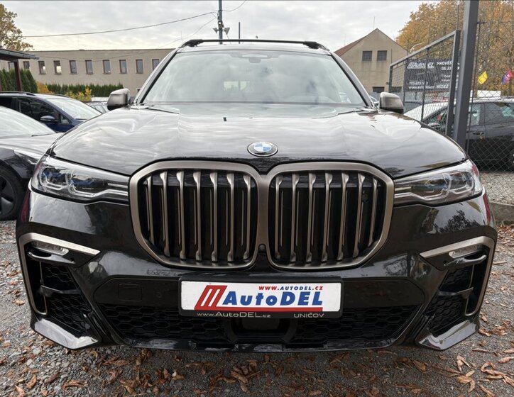 BMW X7 SUV 3,0 l 294 kw