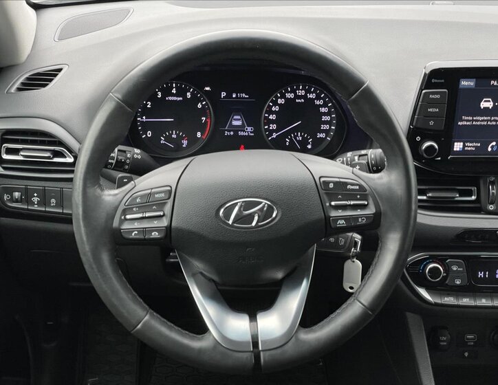 Hyundai i30 Kombi 1,5 l 118 kw