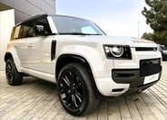 Land Rover Defender SUV 4,4 l 467 kw