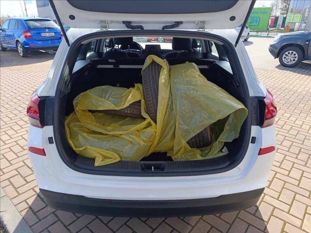 Hyundai i30 Kombi 1,4 l 73 kw