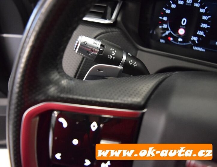 Land Rover Range Rover Velar SUV 2,0 l 150 kw