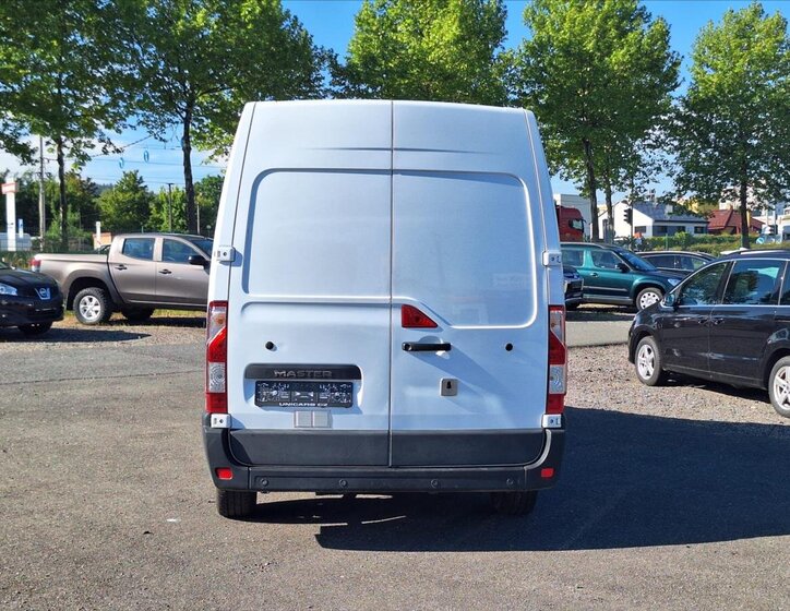 Renault Master 4