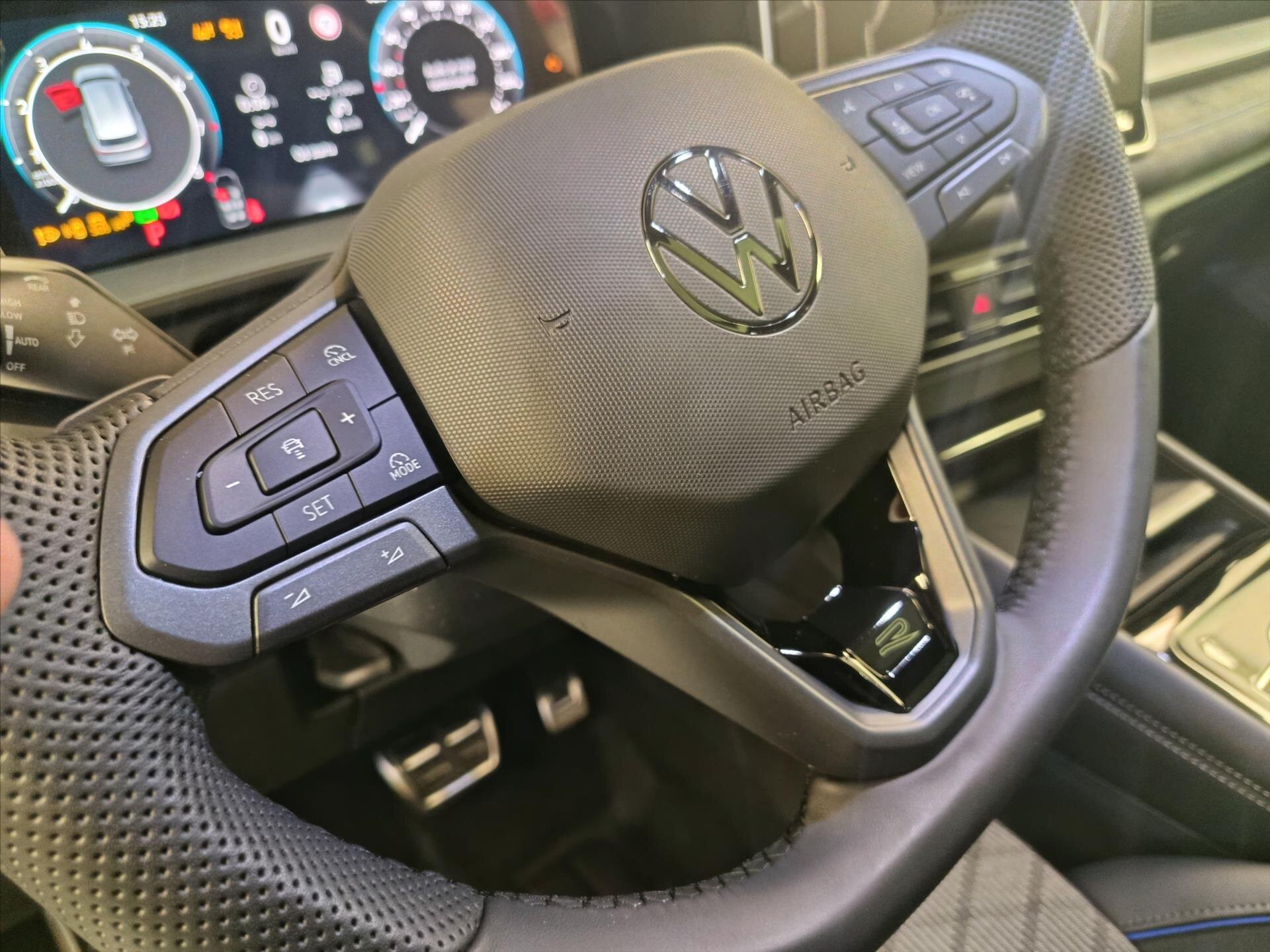 Volkswagen Tayron SUV / Terénní 2,0 l 150 kw