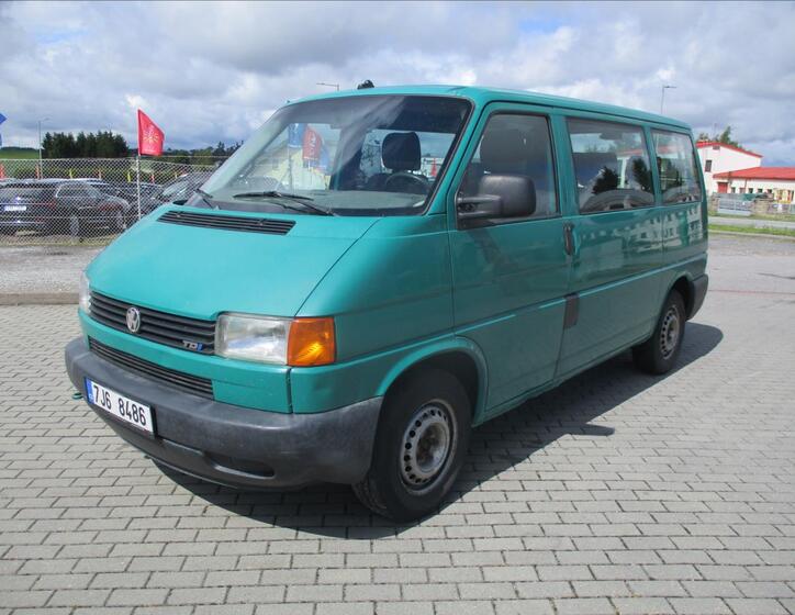 Volkswagen Transporter 1