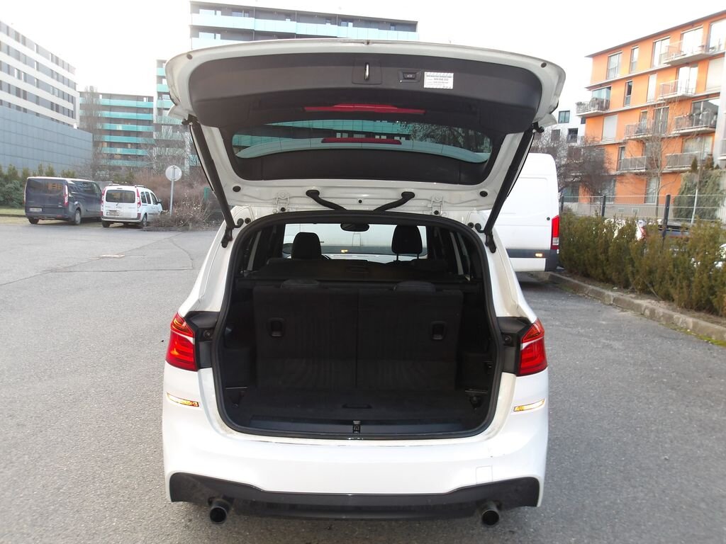 BMW Řada 2 Kombi 2,0 l 141 kw