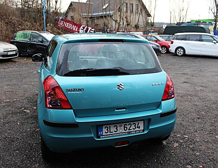 Suzuki Swift Hatchback 1,3 l 67 kw
