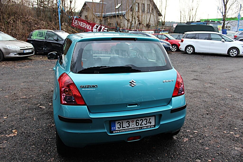 Suzuki Swift Hatchback 1,3 l 67 kw