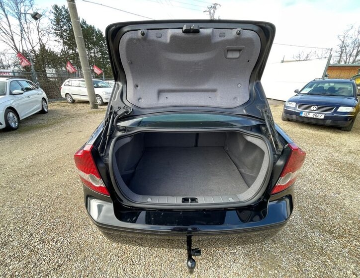 Volvo S40 Sedan 1,6 l 80 kw